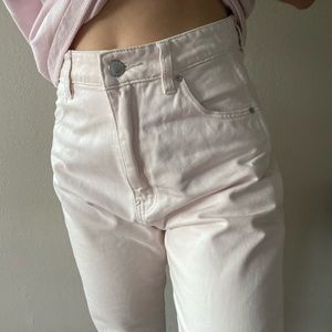 LIGHT PINK HIGH RISE JEANS